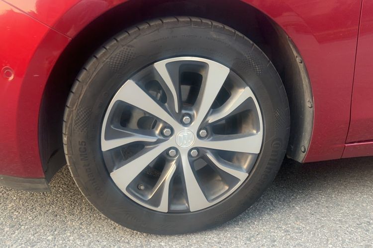 Used Buick Excelle GX 2018 18T Automatic Elite Model
