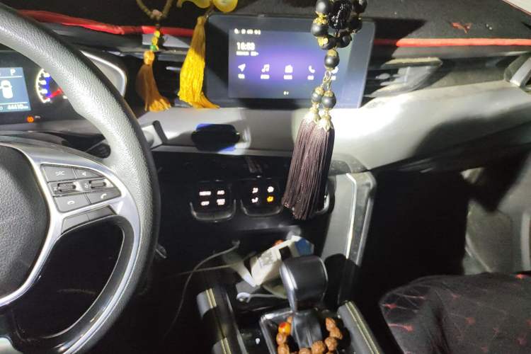 Used BAIC Beijing X3 2019 1.5T CVT Glory Edition Audio And AC Panel