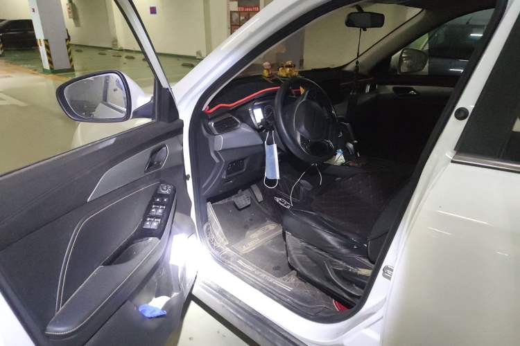 Used BAIC Beijing X3 2019 1.5T CVT Glory Edition Driver Seat