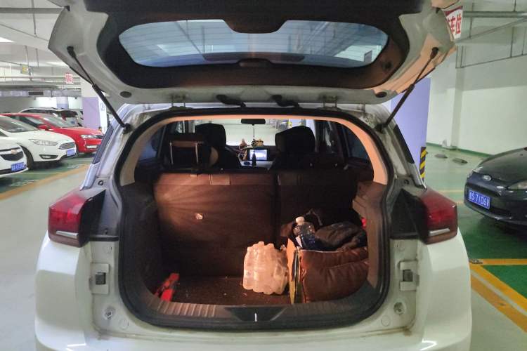 Used BAIC Beijing X3 2019 1.5T CVT Glory Edition Trunk