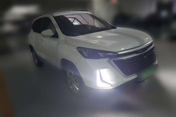 Used BAIC Beijing X3 2019 1.5T CVT Glory Edition Front Right 45 Deg