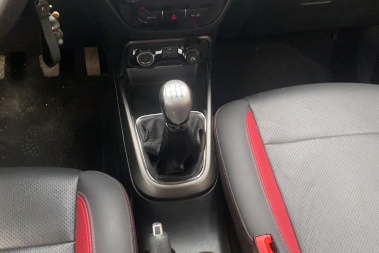 Used Changan CS15 2016 1.5L Manual Luxury Edition
