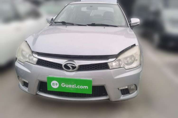 Used Soueast V3 Lingyue 2010 Revised Version 1.5L Manual Luxury Edition Front