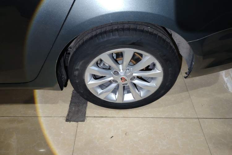 Used Roewe i6 2017 20T Automatic Internet Smart Edition
