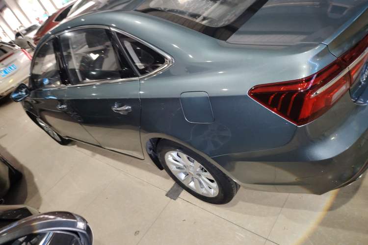 Used Roewe i6 2017 20T Automatic Internet Smart Edition
