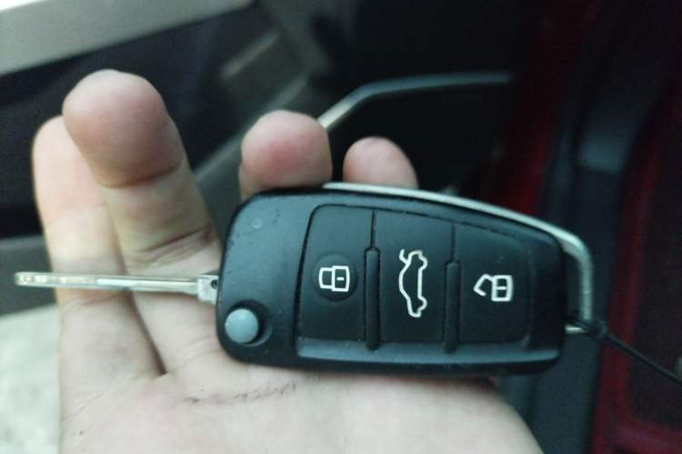 Used JAC Refine S2 2015 1.5L CVT Luxury Smart Version
