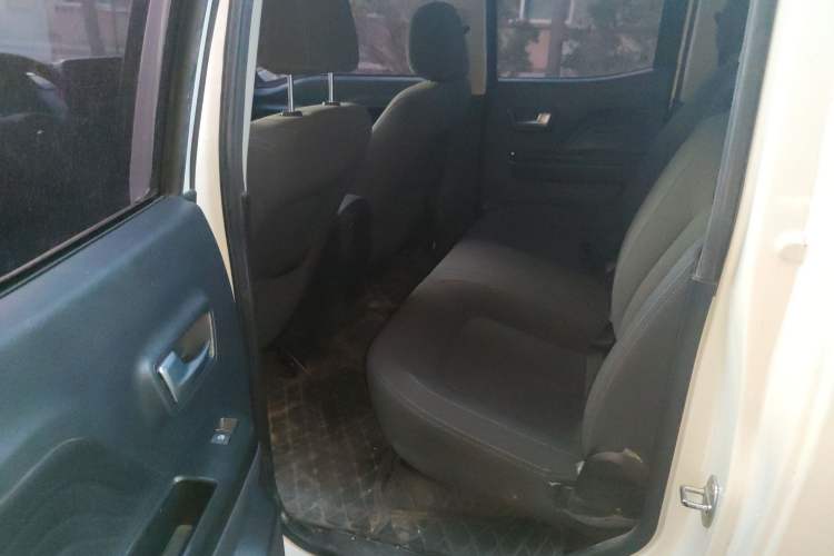 Used Great Wall Wingle 7 2019 2.0T Gasoline Two-Wheel Drive Value Edition China VI Standard Big Double GW4C20B
