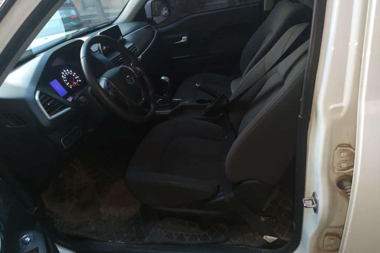 Used Great Wall Wingle 7 2019 2.0T Gasoline Two-Wheel Drive Value Edition China VI Standard Big Double GW4C20B
