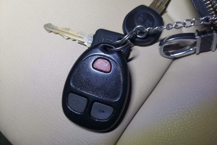 Used Buick GL8 2012 2.4L BASE Comfort Edition
