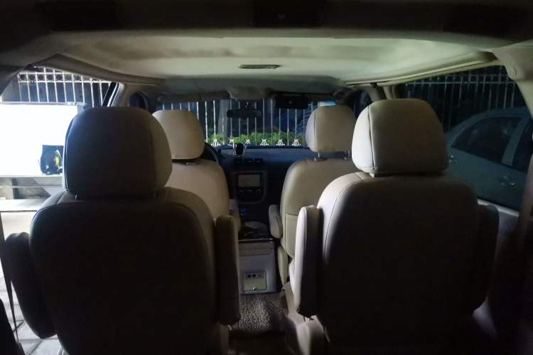Used Buick GL8 2012 2.4L BASE Comfort Edition
