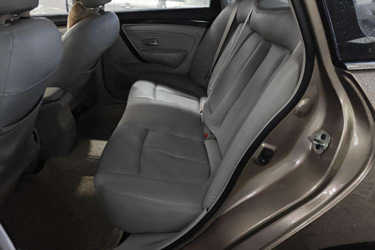 Used Dongfeng Aeolus A60 2016 1.6L Automatic Luxury Model Left Rear Seat