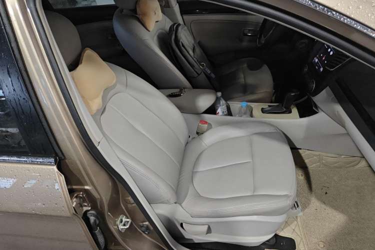 Used Dongfeng Aeolus A60 2016 1.6L Automatic Luxury Model Right Front Seat