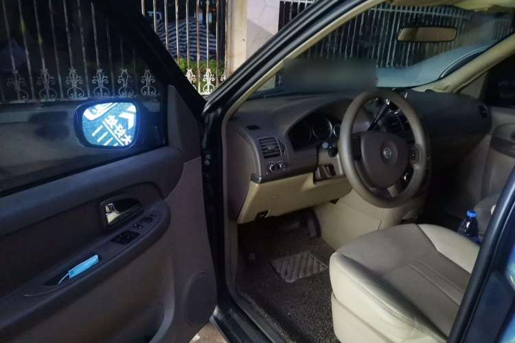 Used Buick GL8 2012 2.4L BASE Comfort Edition
