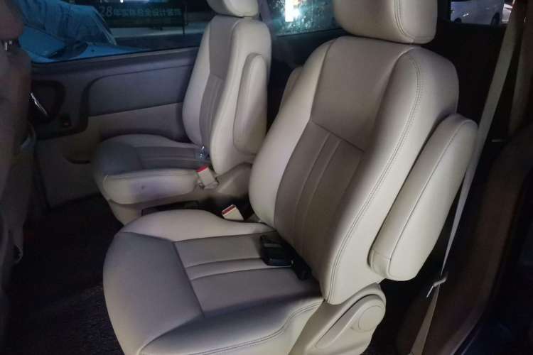 Used Buick GL8 2012 2.4L BASE Comfort Edition

