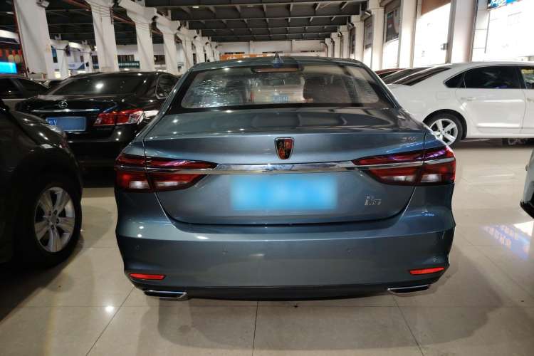Used Roewe i6 2017 20T Automatic Internet Smart Edition
