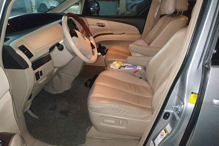 Used Toyota Previa 2012 2.4L 7-Seater Luxury Edition