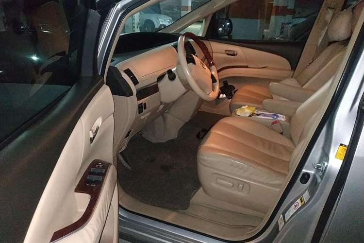 Used Toyota Previa 2012 2.4L 7-Seater Luxury Edition