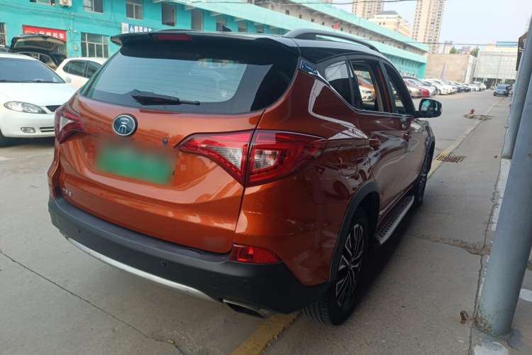 Used BYD Song New Energy 2017 Song DM 1.5TID All-Wheel Drive Luxury Model
