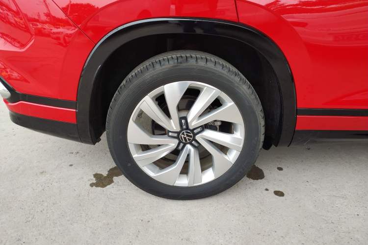 Used Volkswagen Tayron X 2020 330TSI Two-Wheel Drive Luxury Smart Connectivity Version
