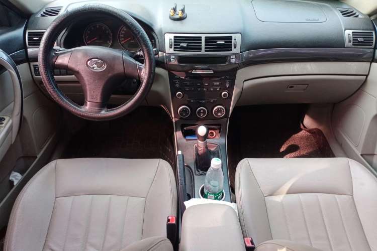 Used Bestune B70 2010 2.0L manual Elite version
