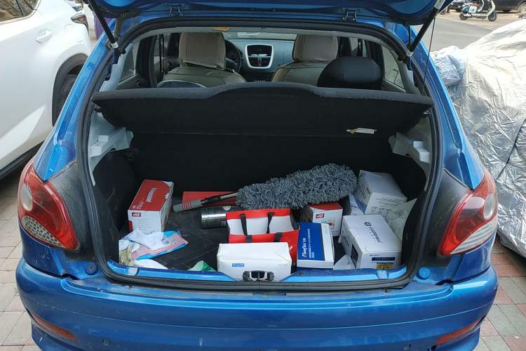 Used Peugeot 207 2011 Hatchback 1.4L Manual Yule Edition Trunk