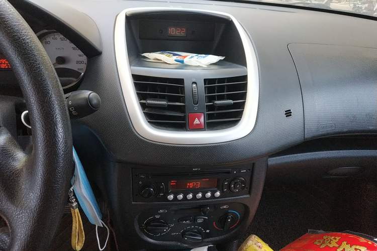 Used Peugeot 207 2011 Hatchback 1.4L Manual Yule Edition Audio And AC Panel