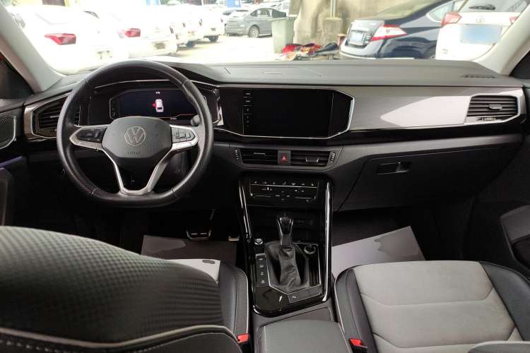 Used Volkswagen Tayron X 2020 330TSI Two-Wheel Drive Luxury Smart Connectivity Version
