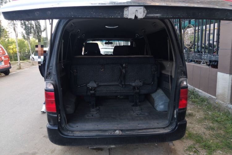 Used Jinbei Grace 2013 2.0L Zhi Ling Luxury 9-Seater All-Games Commemorative Version China V Emission Standard 9 Seats