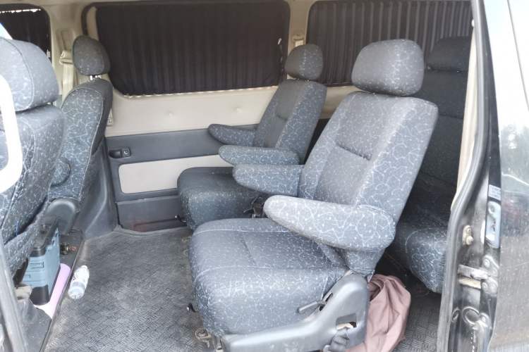 Used Jinbei Grace 2013 2.0L Zhi Ling Luxury 9-Seater All-Games Commemorative Version China V Emission Standard 9 Seats