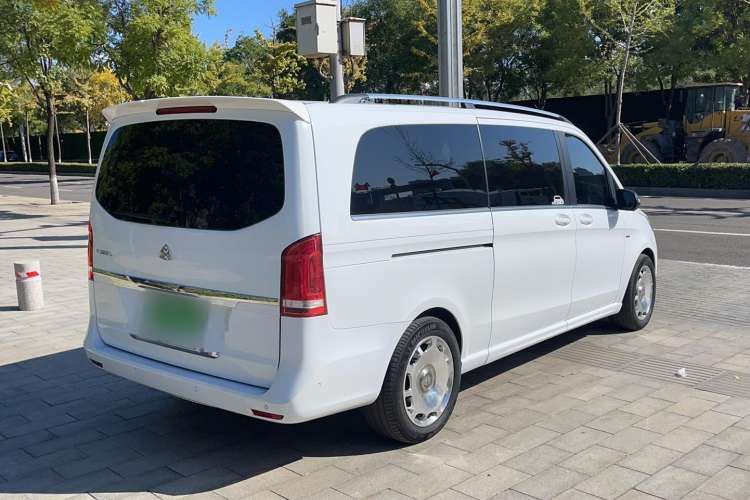 Used Mercedes-Benz V-Class 2017 V 260 L Prestige Extended Edition