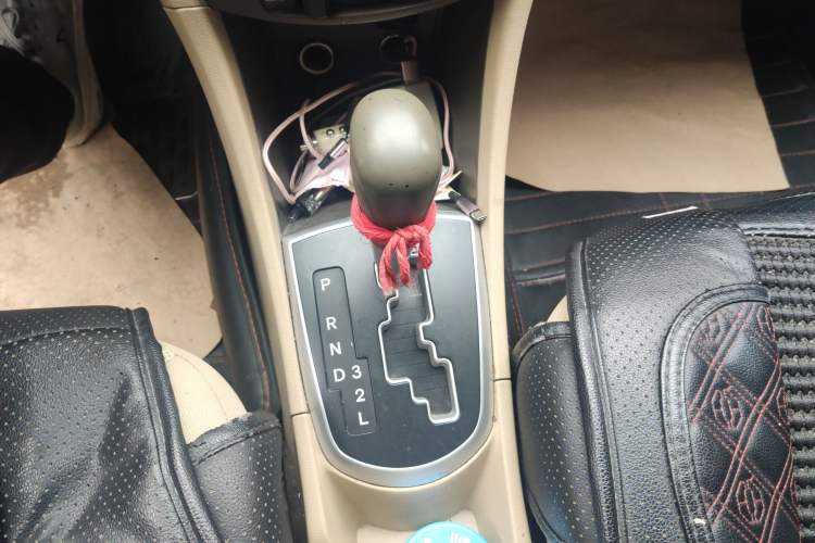 Used Hyundai Verna (older generation) 2013 Sedan 1.4L Automatic Standard GL Model