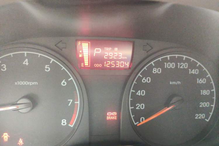 Used Hyundai Verna (older generation) 2013 Sedan 1.4L Automatic Standard GL Model