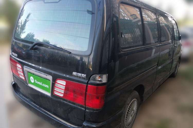 Used Jinbei Grace 2013 2.0L Zhi Ling Luxury 9-Seater All-Games Commemorative Version China V Emission Standard 9 Seats