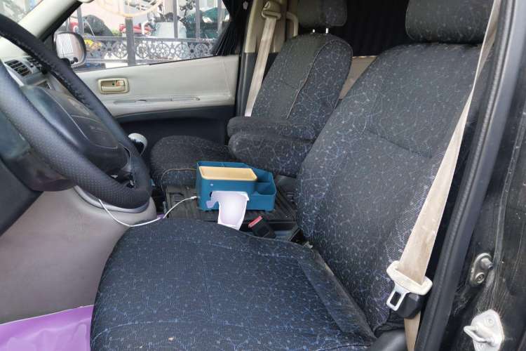 Used Jinbei Grace 2013 2.0L Zhi Ling Luxury 9-Seater All-Games Commemorative Version China V Emission Standard 9 Seats