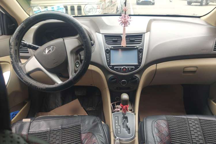 Used Hyundai Verna (older generation) 2013 Sedan 1.4L Automatic Standard GL Model