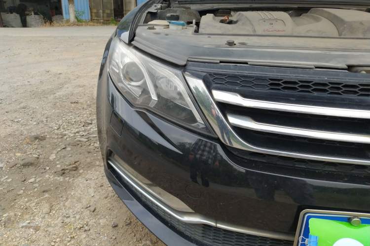 Used Zotye Z700 2016 1.8T Manual Luxury Model Right Front Headlight