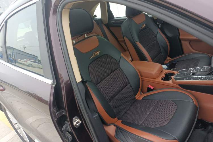 Used Zotye SR9 2017 2.0T Automatic Ultimate Edition