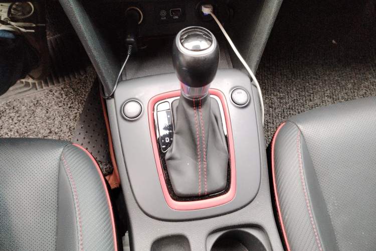 Used Hyundai ENCINO 2018 1.6T Dual-Clutch ZhiPao Edition China V Standard