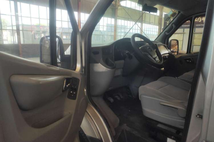 Used Foton Toano 2017 2.5T Restyled E Commercial Version Short Wheelbase 4J25TC3
