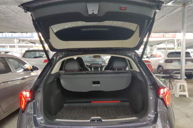 Used Lynk & Co 02 2022 2.0T DCT Shine Pro