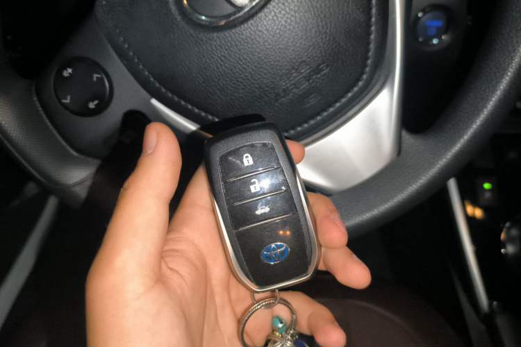 Used Toyota Corolla Hybrid E+ 2019 1.8L E-CVT Leading Edition Vehicle Key