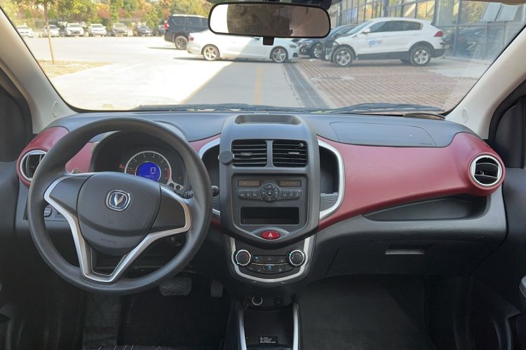 Used CHANGAN Benni 2015 1.4L IMT Luxury Model China V Standard
