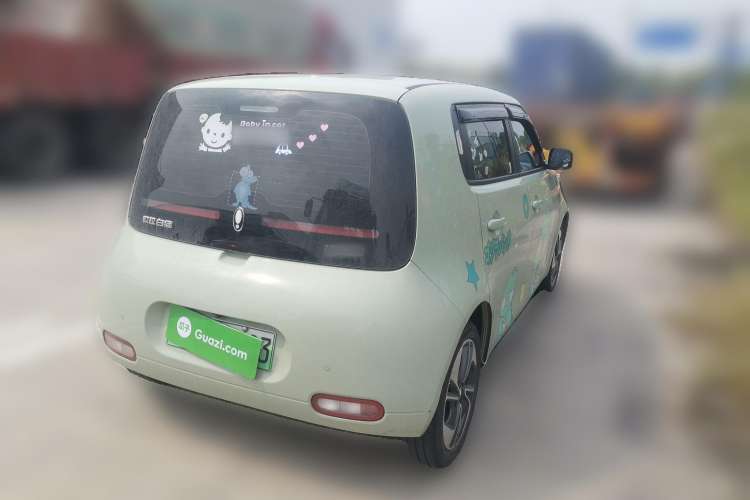 Used ORA White Cat 2022 Upgraded Model 305km Range Luxury Version Lithium-Ion Battery
