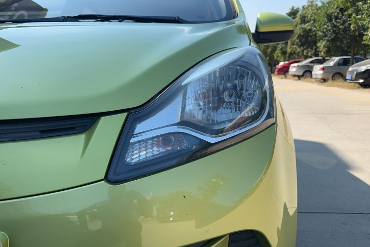 Used CHANGAN Benni 2015 1.4L IMT Luxury Model China V Standard
