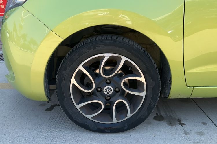 Used CHANGAN Benni 2015 1.4L IMT Luxury Model China V Standard
