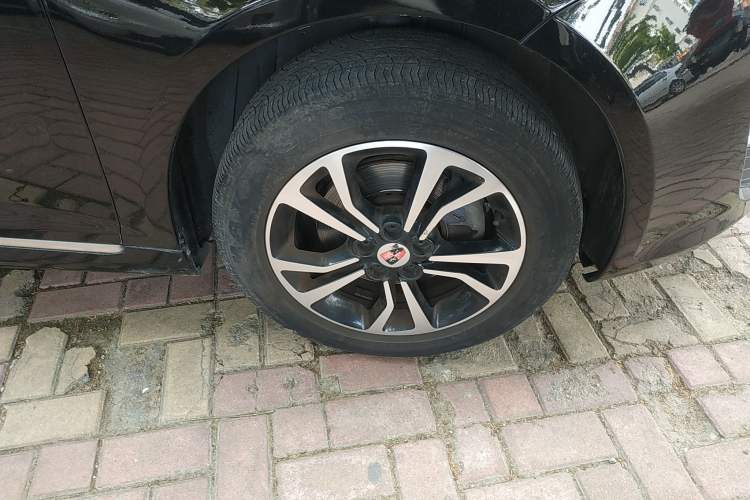 Used Roewe e550 2016 Deluxe Edition
