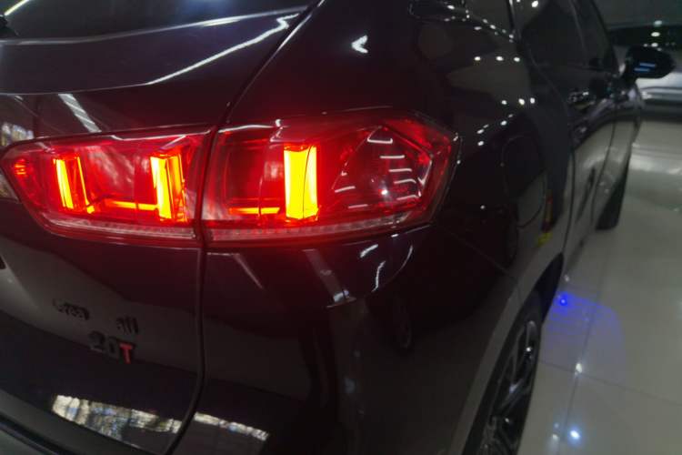 Used Wey VV7 2017 2.0T Ultra-Luxury Version
