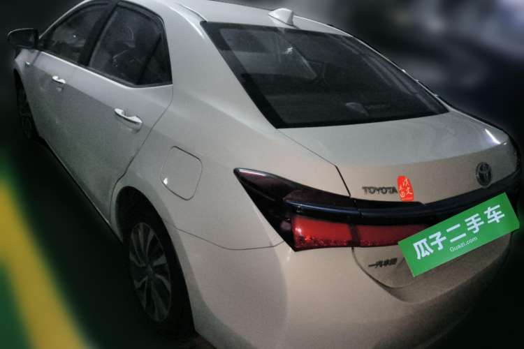 Used Toyota Corolla Hybrid E+ 2019 1.8L E-CVT Leading Edition Rear Left 45 Deg