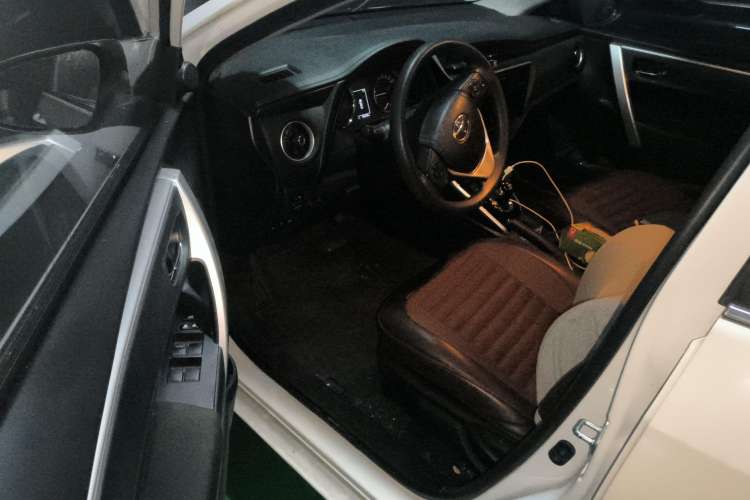 Used Toyota Corolla Hybrid E+ 2019 1.8L E-CVT Leading Edition Driver Seat