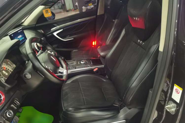 Used Wey VV7 2017 2.0T Ultra-Luxury Version
